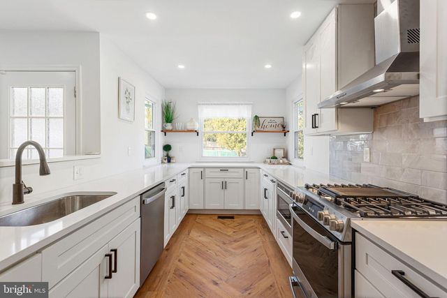 15162 WAYSIDE RD, Philadelphia, PA 19116