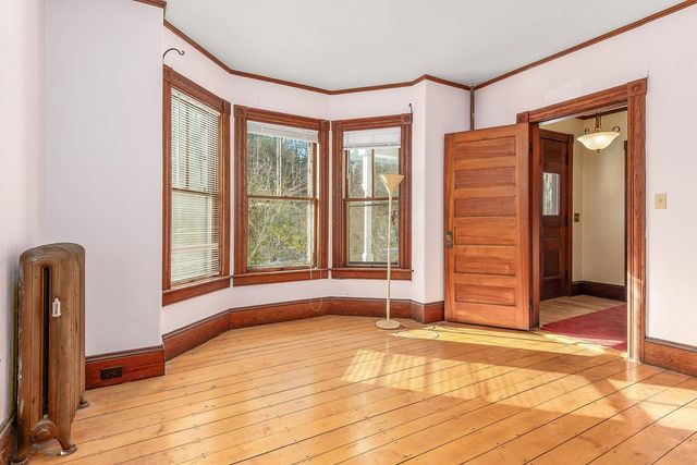 26 Hampton Road, Exeter, NH 03833