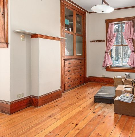 26 Hampton Road, Exeter, NH 03833