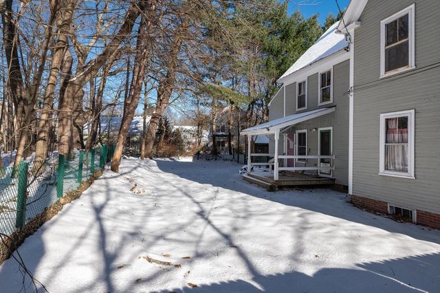 26 Hampton Road, Exeter, NH 03833