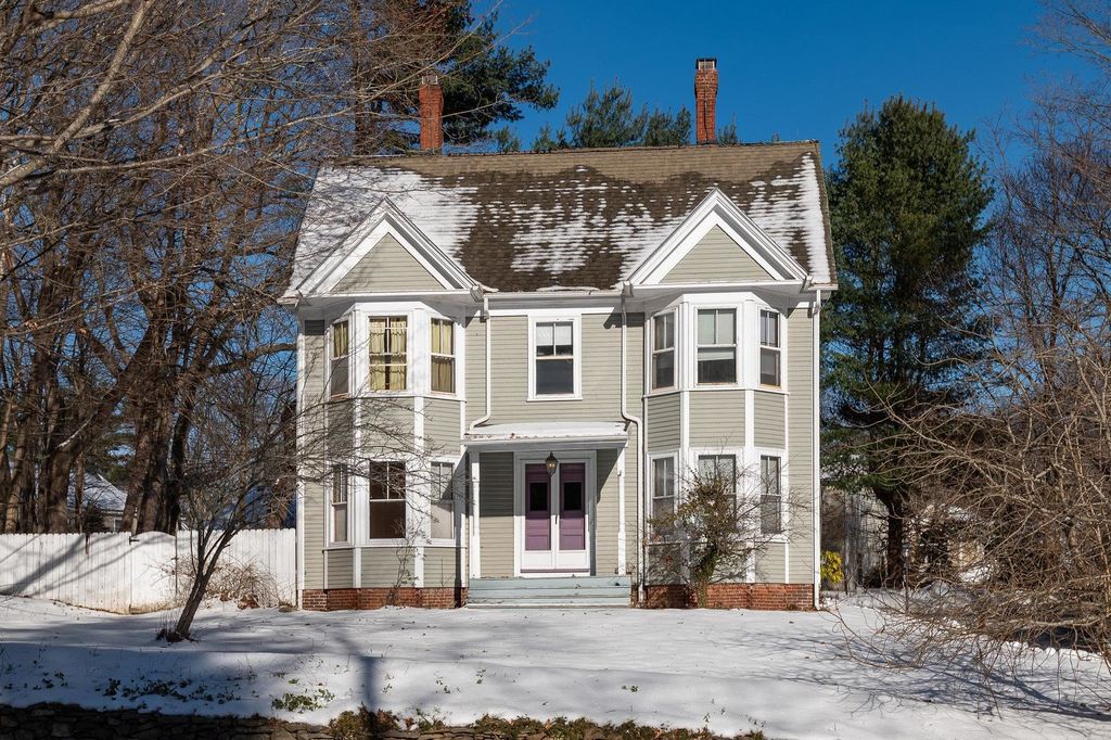 26 Hampton Road, Exeter, NH 03833