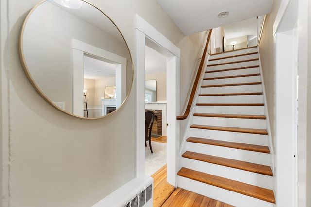 353 Concord Ave 353, Lexington, MA 02421