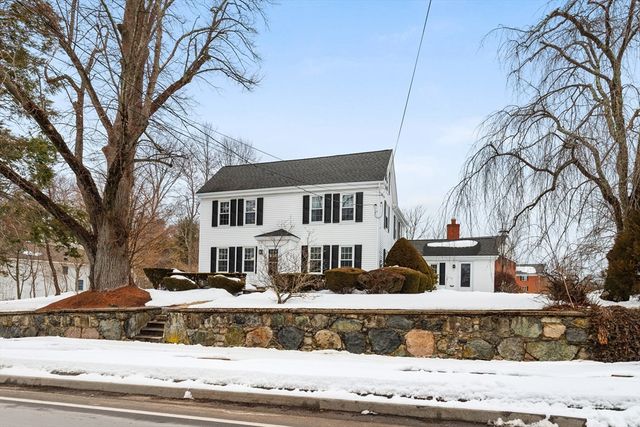 353 Concord Ave 353, Lexington, MA 02421