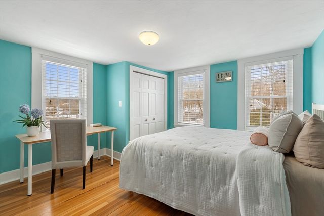 353 Concord Ave 353, Lexington, MA 02421