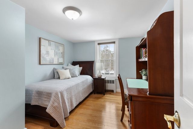 353 Concord Ave 353, Lexington, MA 02421