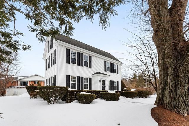 353 Concord Ave 353, Lexington, MA 02421