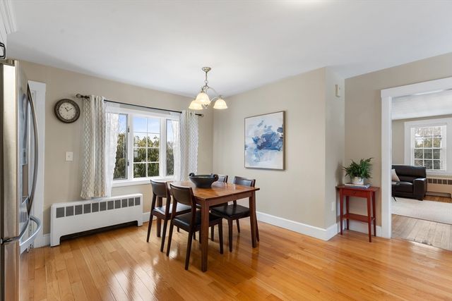 353 Concord Ave 353, Lexington, MA 02421