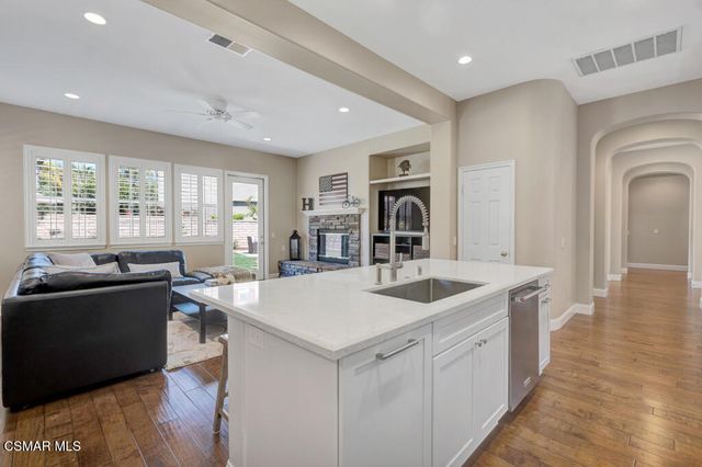 4383 Via Rio, Newbury Park, CA 91320