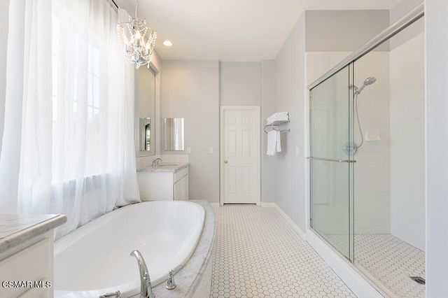 4383 Via Rio, Newbury Park, CA 91320