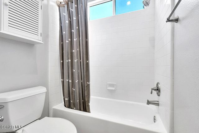 4383 Via Rio, Newbury Park, CA 91320