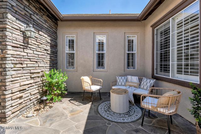 4383 Via Rio, Newbury Park, CA 91320