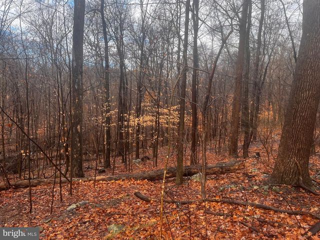 327 HIBERNIA RD., Coatesville, PA 19320