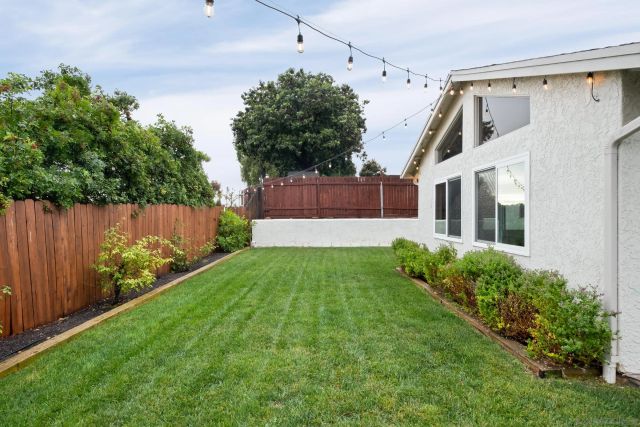 2713 Lancelot Dr, Oceanside, CA 92054