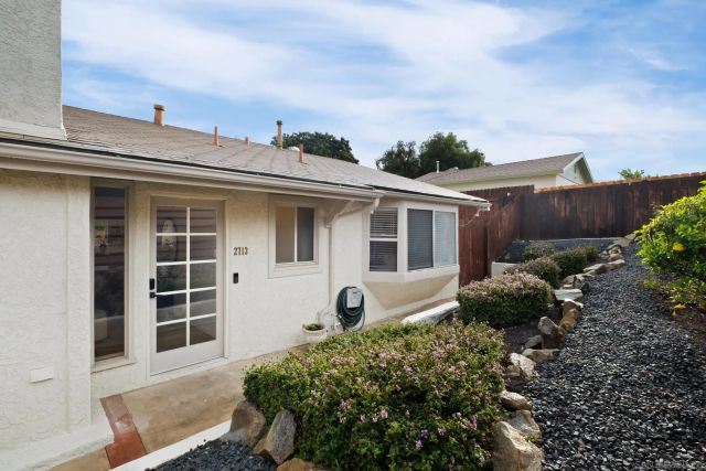 2713 Lancelot Dr, Oceanside, CA 92054