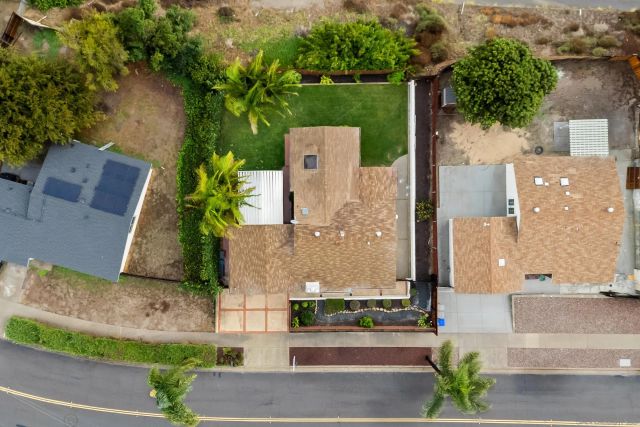 2713 Lancelot Dr, Oceanside, CA 92054