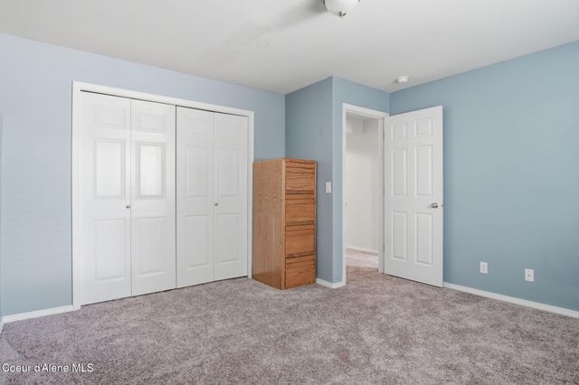 8220 N Salmonberry LOOP, Hayden, ID 83835