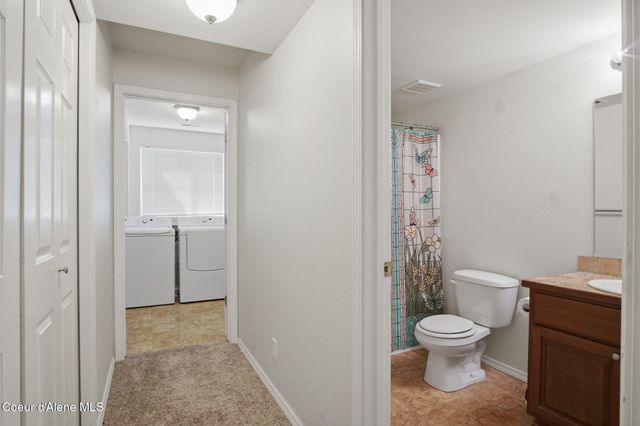 8220 N Salmonberry LOOP, Hayden, ID 83835