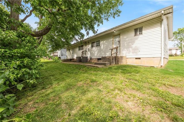 512-514 Maier Drive, Belton, MO 64012