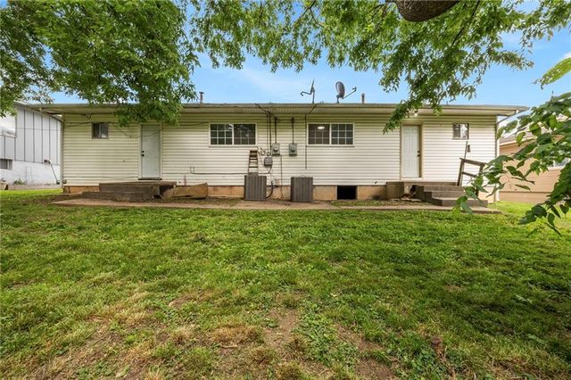 512-514 Maier Drive, Belton, MO 64012