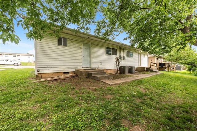 512-514 Maier Drive, Belton, MO 64012