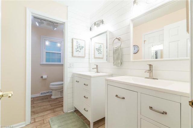 4921 Gladwyn Drive, Winston-salem, NC 27104