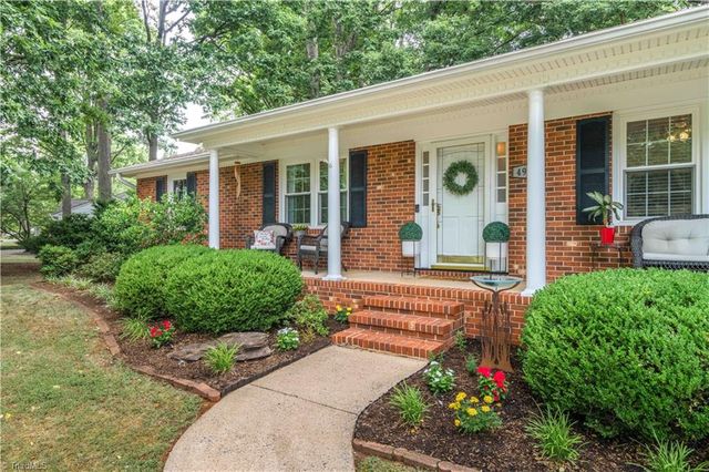 4921 Gladwyn Drive, Winston-salem, NC 27104