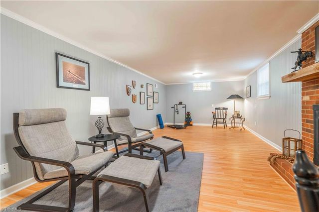 4921 Gladwyn Drive, Winston-salem, NC 27104