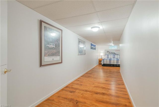 4921 Gladwyn Drive, Winston-salem, NC 27104