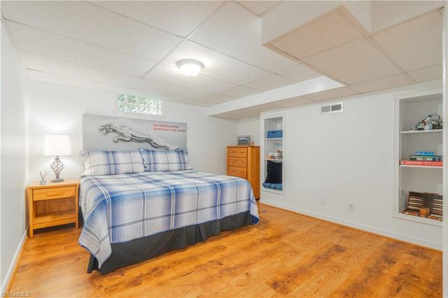 4921 Gladwyn Drive, Winston-salem, NC 27104