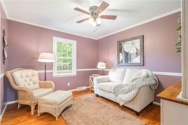 4921 Gladwyn Drive, Winston-salem, NC 27104