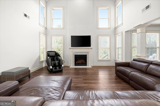 1755 Waverly Cove, Alpharetta, GA 30004