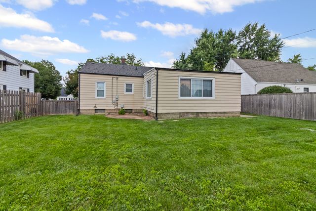 1206 Richmond Street, Joliet, IL 60435