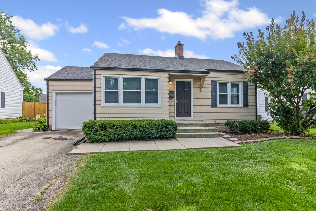 1206 Richmond Street, Joliet, IL 60435
