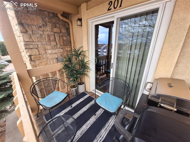 918 Tenderfoot Hill Road 201, Colorado Springs, CO 80906