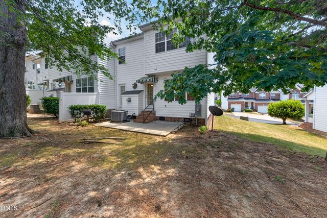 108 Grande Meadow Way, Cary, NC 27513