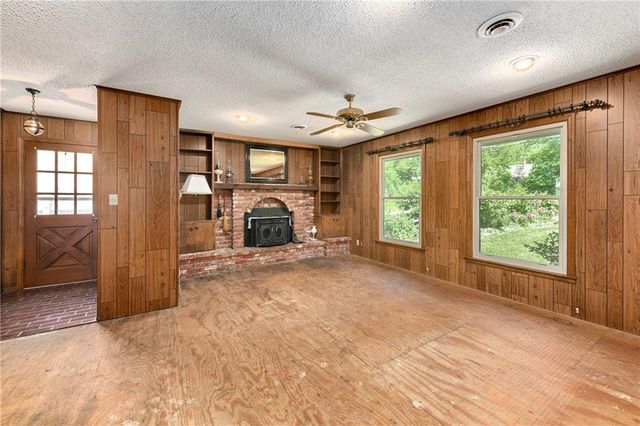 5327 Outlook Street, Mission, KS 66202