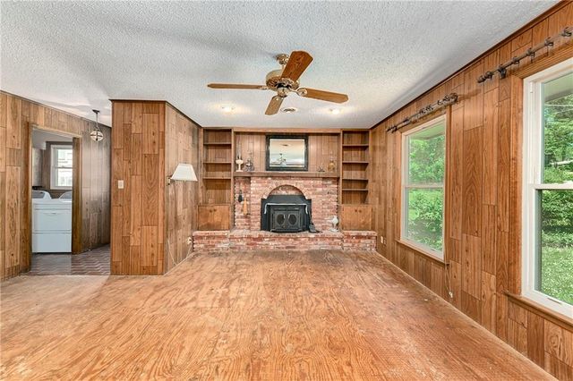 5327 Outlook Street, Mission, KS 66202