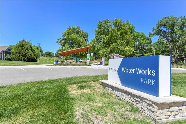 5327 Outlook Street, Mission, KS 66202