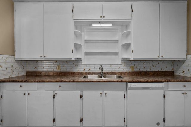 711 Bluebonnet, Hughes Springs, TX 75656