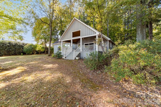 17005 Belle Isle Drive, Cornelius, NC 28031