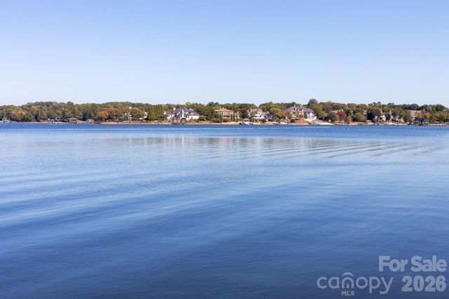 17005 Belle Isle Drive, Cornelius, NC 28031