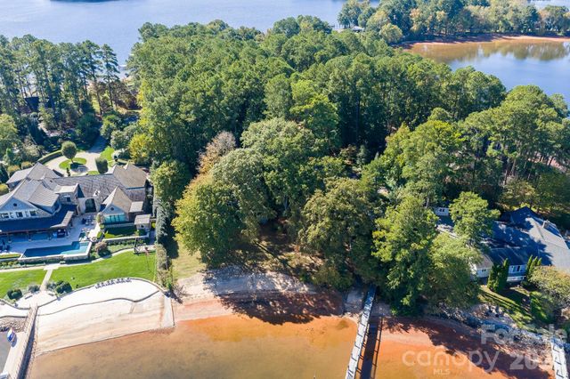 17005 Belle Isle Drive, Cornelius, NC 28031