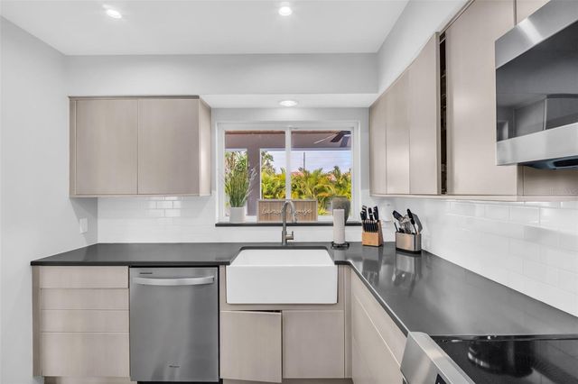 2220 E VINA DEL MAR BOULEVARD, St Pete Beach, FL 33706