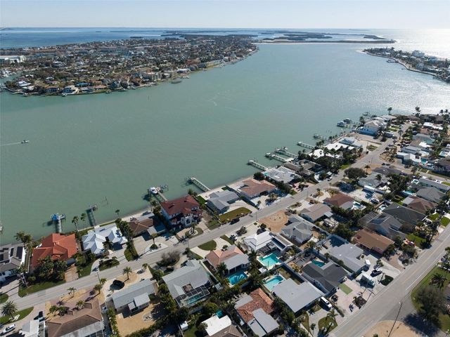 2220 E VINA DEL MAR BOULEVARD, St Pete Beach, FL 33706