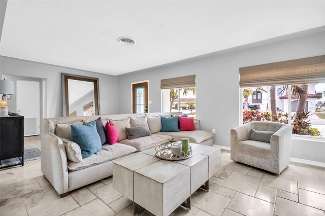 2220 E VINA DEL MAR BOULEVARD, St Pete Beach, FL 33706