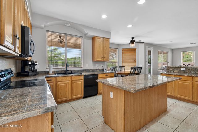 9719 E NAVARRO Avenue, Mesa, AZ 85209