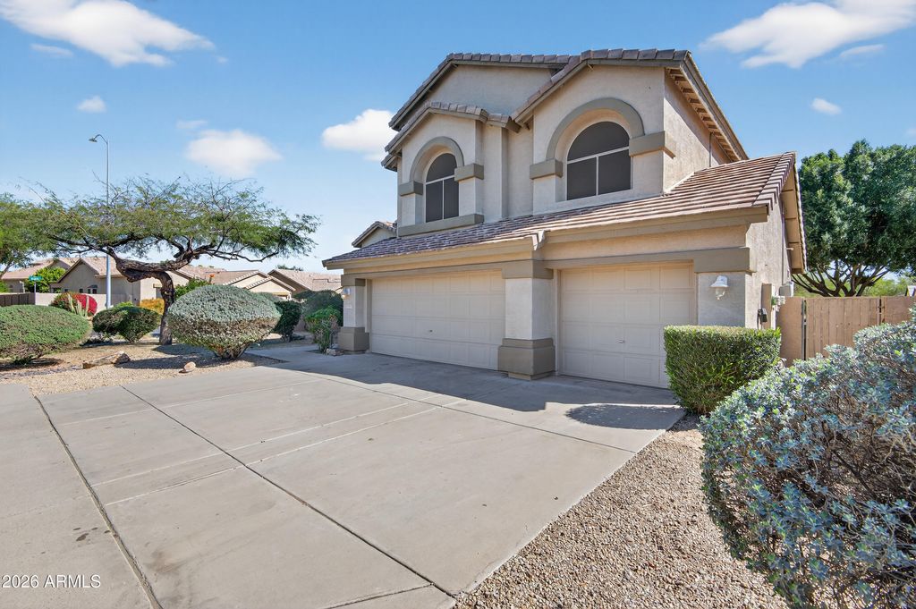 9719 E NAVARRO Avenue, Mesa, AZ 85209 — photo 3