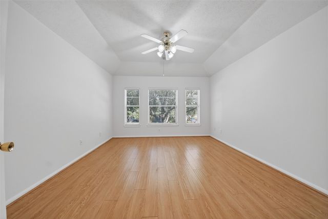 7907 Swan Hollow Court, Houston, TX 77041