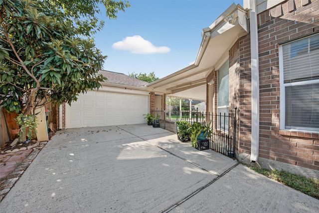 7907 Swan Hollow Court, Houston, TX 77041