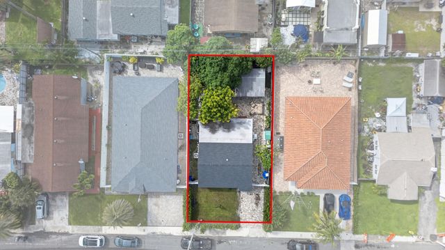 946 Mcintosh Street, West Palm Beach, FL 33405
